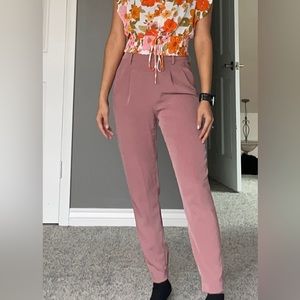 Dusty pink skinny leg Uniqlo pants